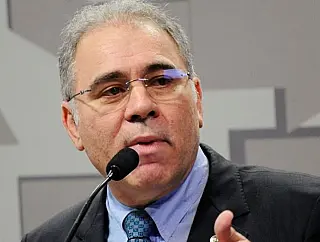 Bolsonaro escolhe médico Marcelo Queiroga como ministro da saúde