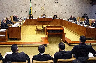 STF decide hoje se parlamentares podem ser afastados do mandato sem aval do Congresso