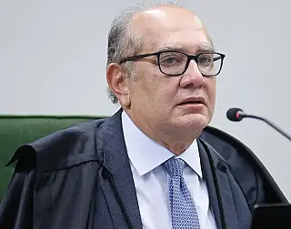 Mães de crianças menores de 12 anos podem cumprir pena em casa