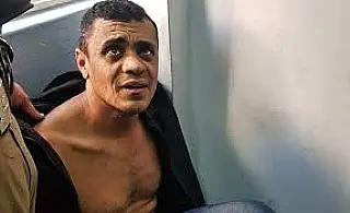 Transferência de Adélio Bispo para hospital psiquiátrico é suspensa