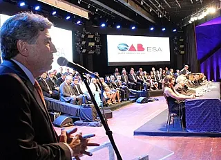 Em posse da OAB, Murilo reforça parcerias para fortalecer a democracia
