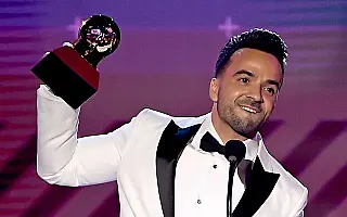 Grammy Latino é dominado por 'Despacito' com quatro prêmios
