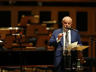 Veja diz que Abin espionava o PT