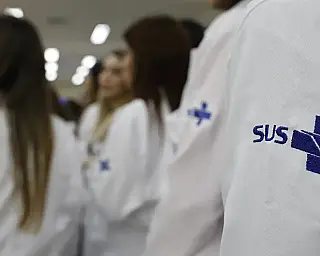 MEC cria exame de avaliação a futuros médicos