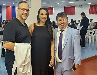 Casal se conhece no curso de Medicina da UCP