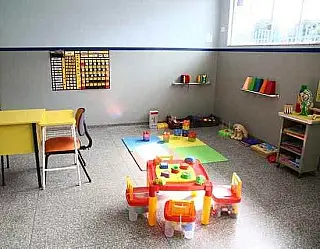 Alan Guedes transforma clínica em extensão da UPA e precariza assistência infantil