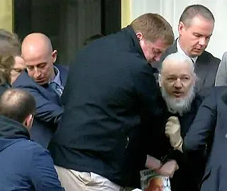 Fundador do WikiLeaks é preso em Londres