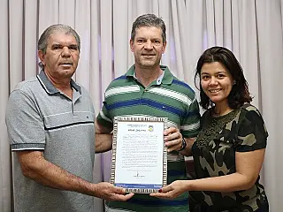 Ramim homenageia presidente do Clube Indaiá com moção