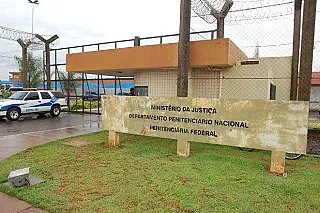 Operação corta ligação de líder do crime preso em MS