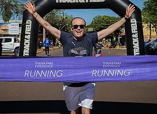 Corrida 50 anos marca reencontros e superação